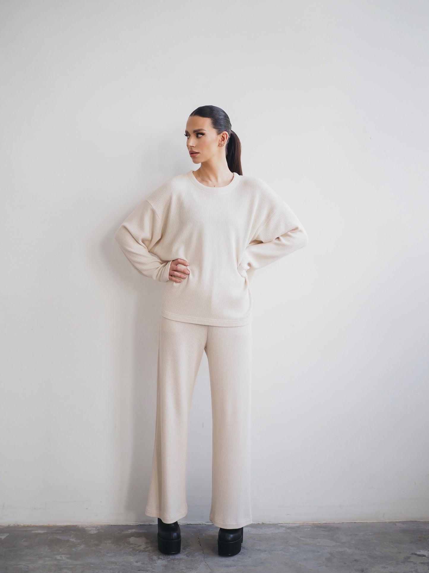 ALIBI leisure suit (cream color)