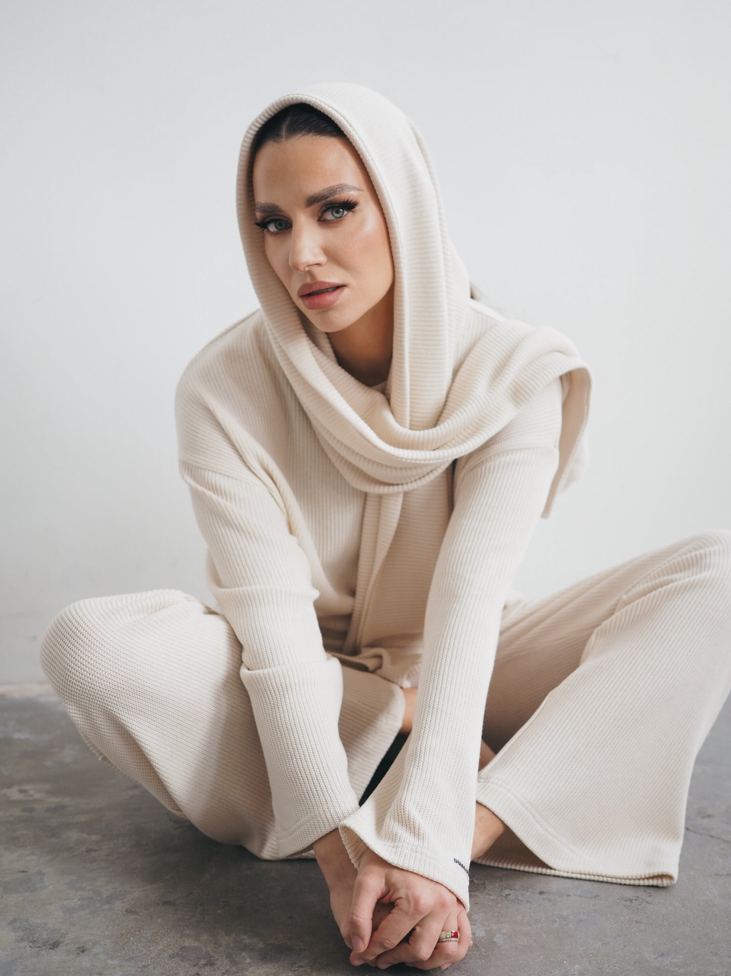ALIBI leisure suit (cream color)