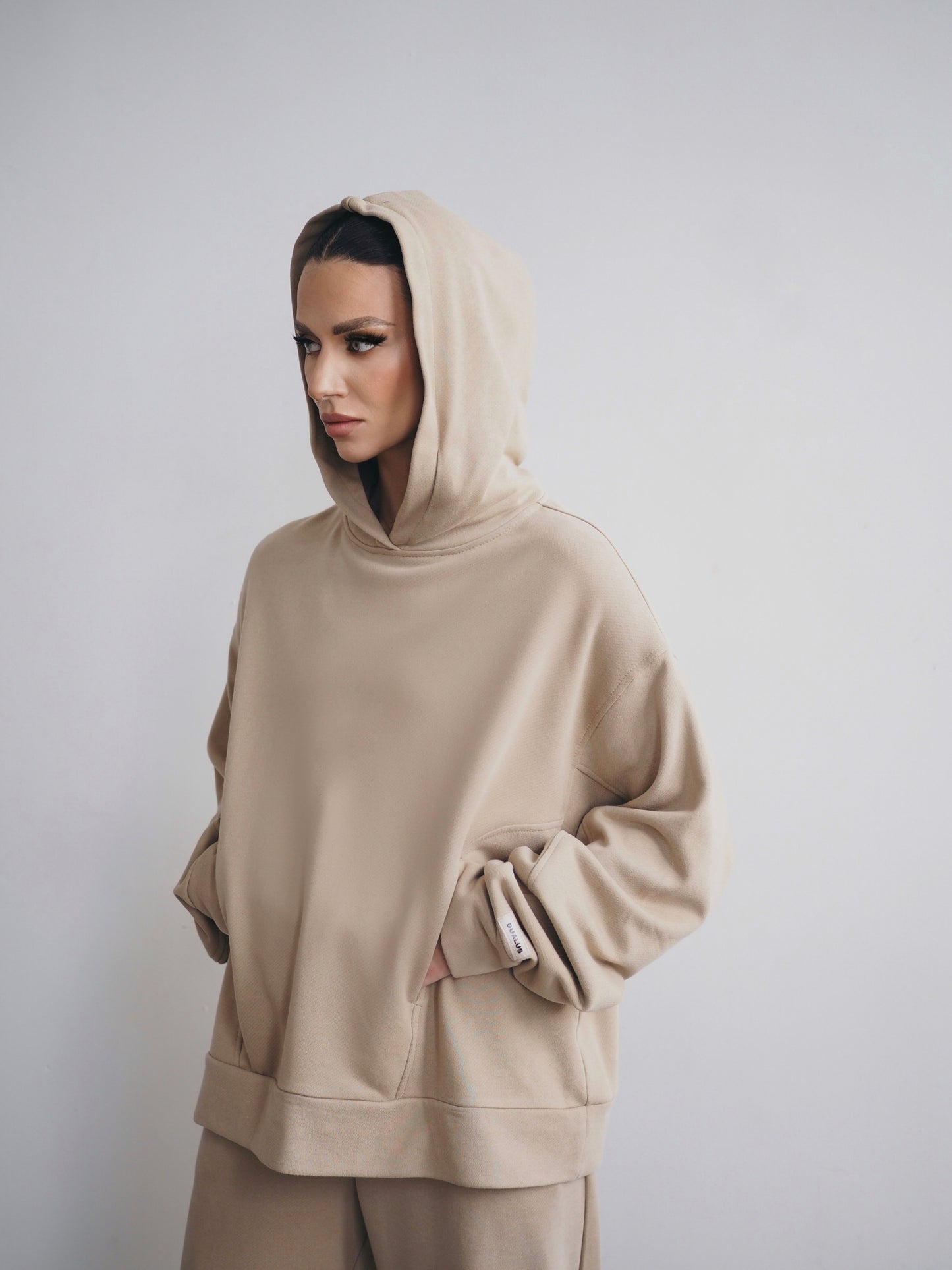 ANIMA casual hooded jumper (light brown)