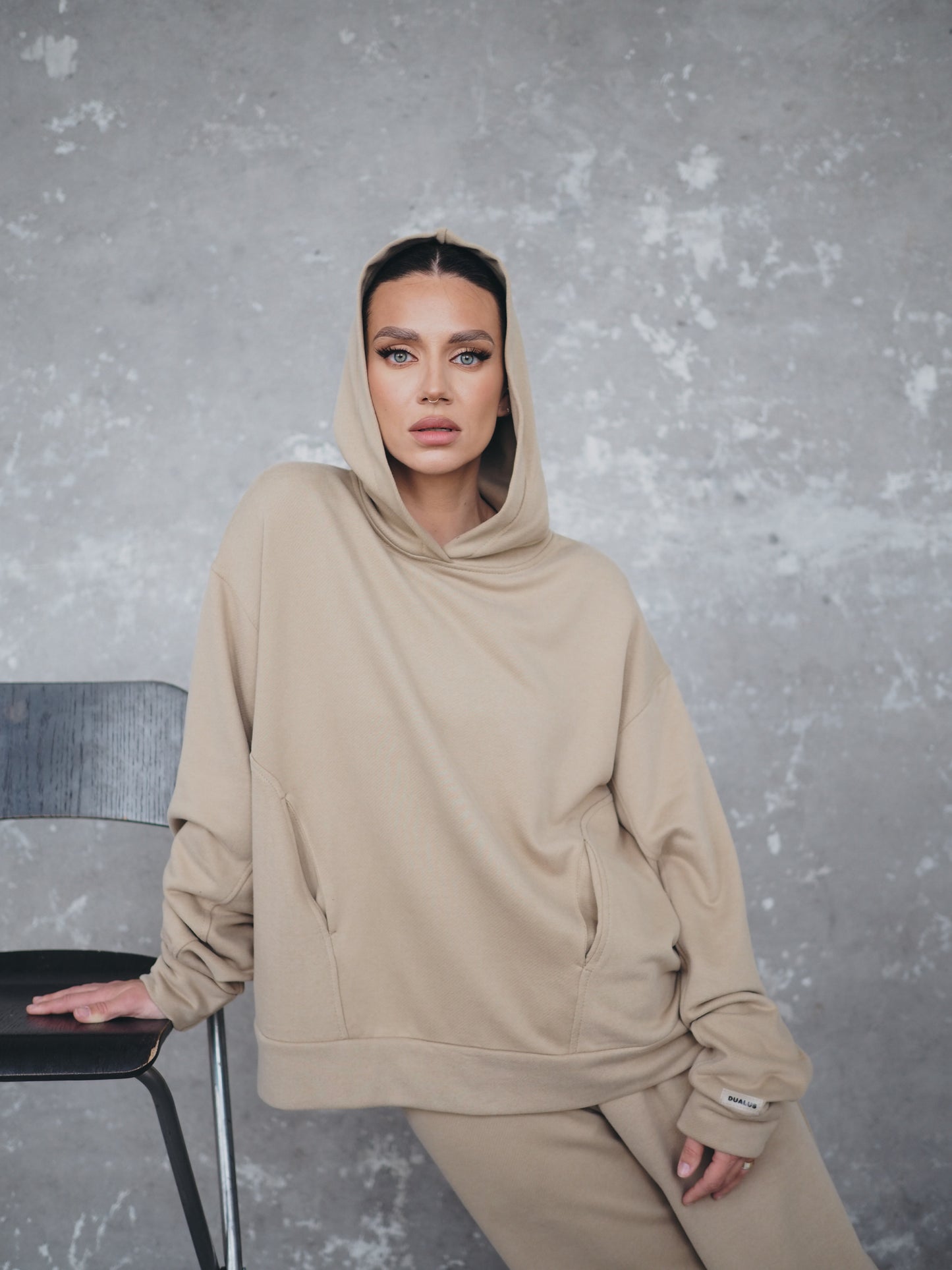 ANIMA casual hooded jumper (light brown)