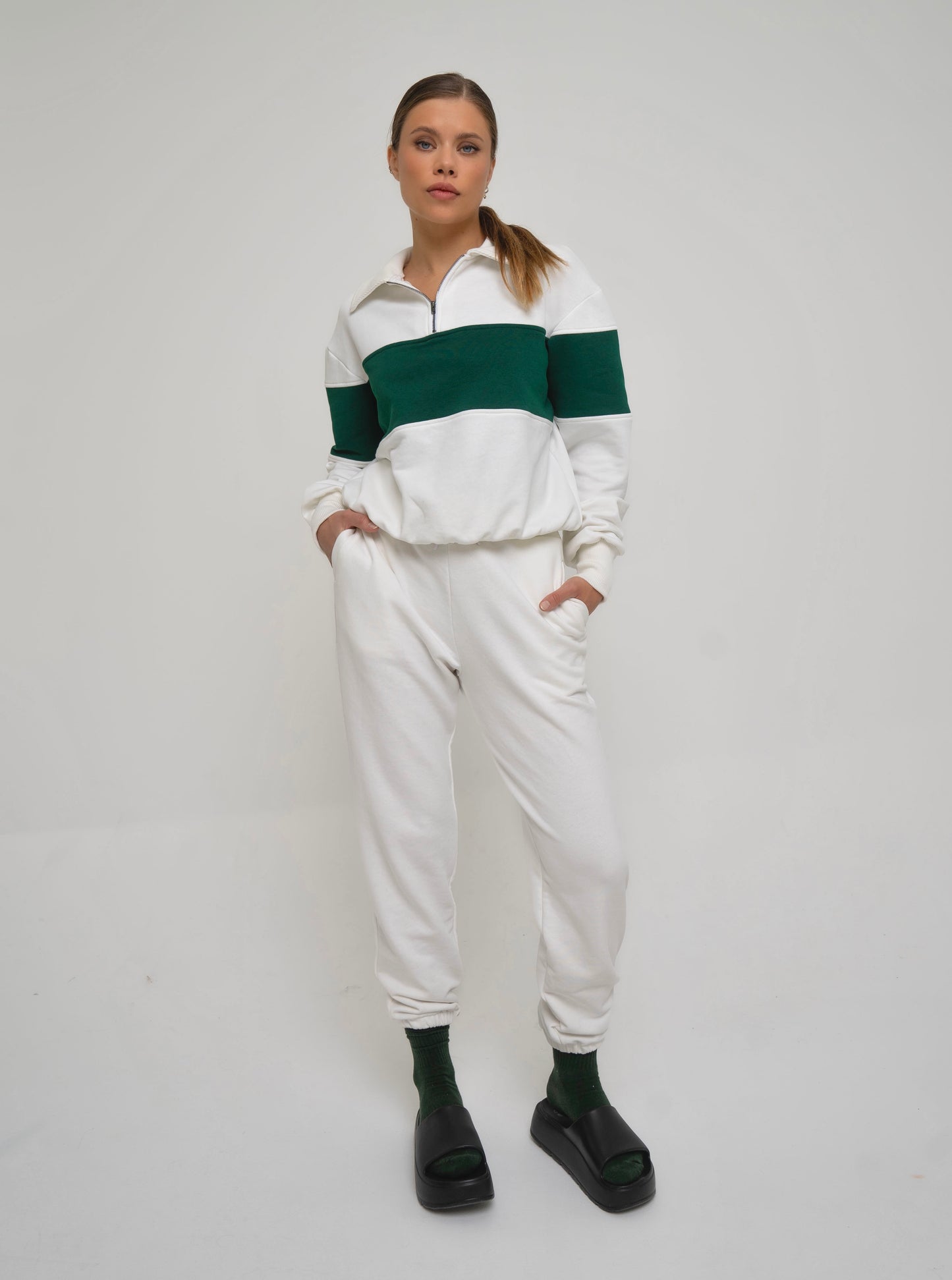 MERIT POLO VINTAGE laisvalaikio kostiumas (baltos-žalios spalvos)